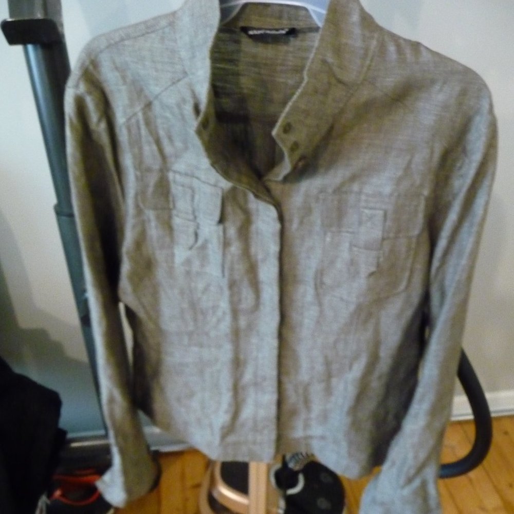 RICHARD MALCOLM OLIVE GREEN LINEN LIGHT  SHACKET SNAP BUTTONS UP SIZE 12